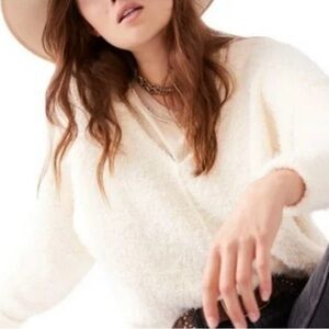 ‼️SOLD-Free People Cozy Cream V-Neck Women's Sweater